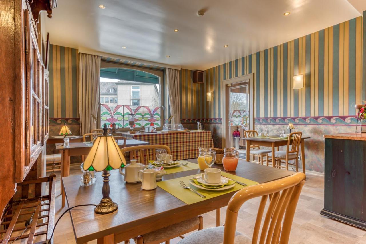 Hotel Le Cor De Chasse Saint-Hubert Zewnętrze zdjęcie
