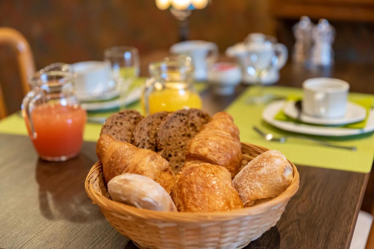 Hotel Le Cor De Chasse Saint-Hubert Zewnętrze zdjęcie