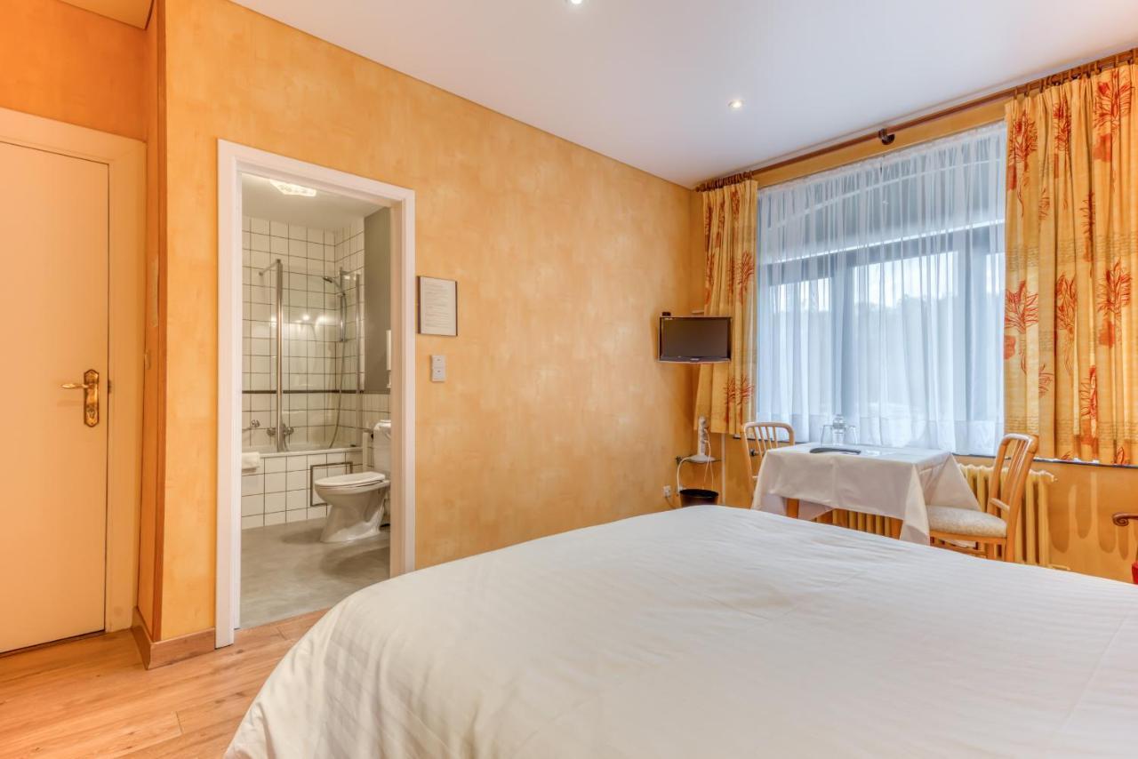 Hotel Le Cor De Chasse Saint-Hubert Zewnętrze zdjęcie