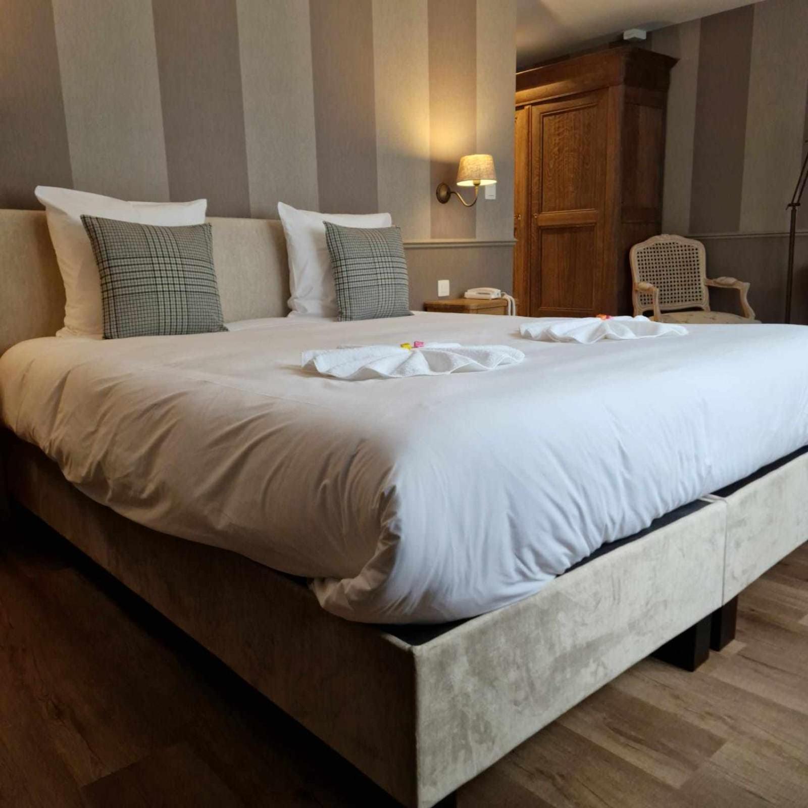 Hotel Le Cor De Chasse Saint-Hubert Zewnętrze zdjęcie
